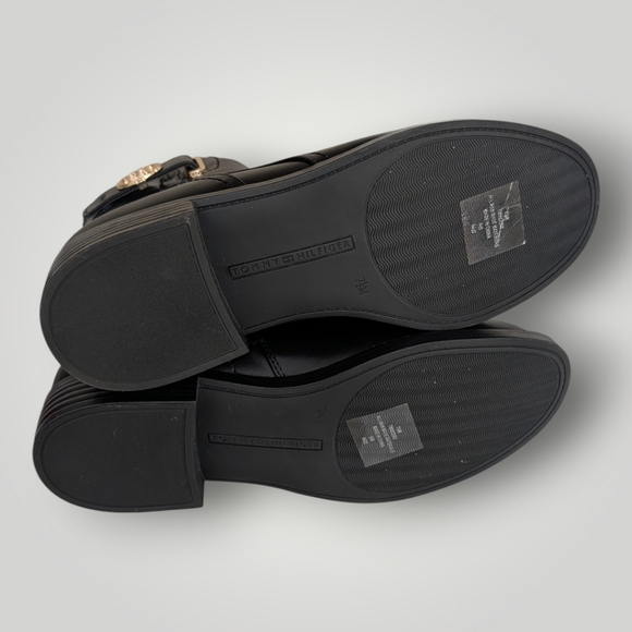 Tommy Hilfiger Ivaide Logo Strap Ankle Booties - Picture 11 of 12